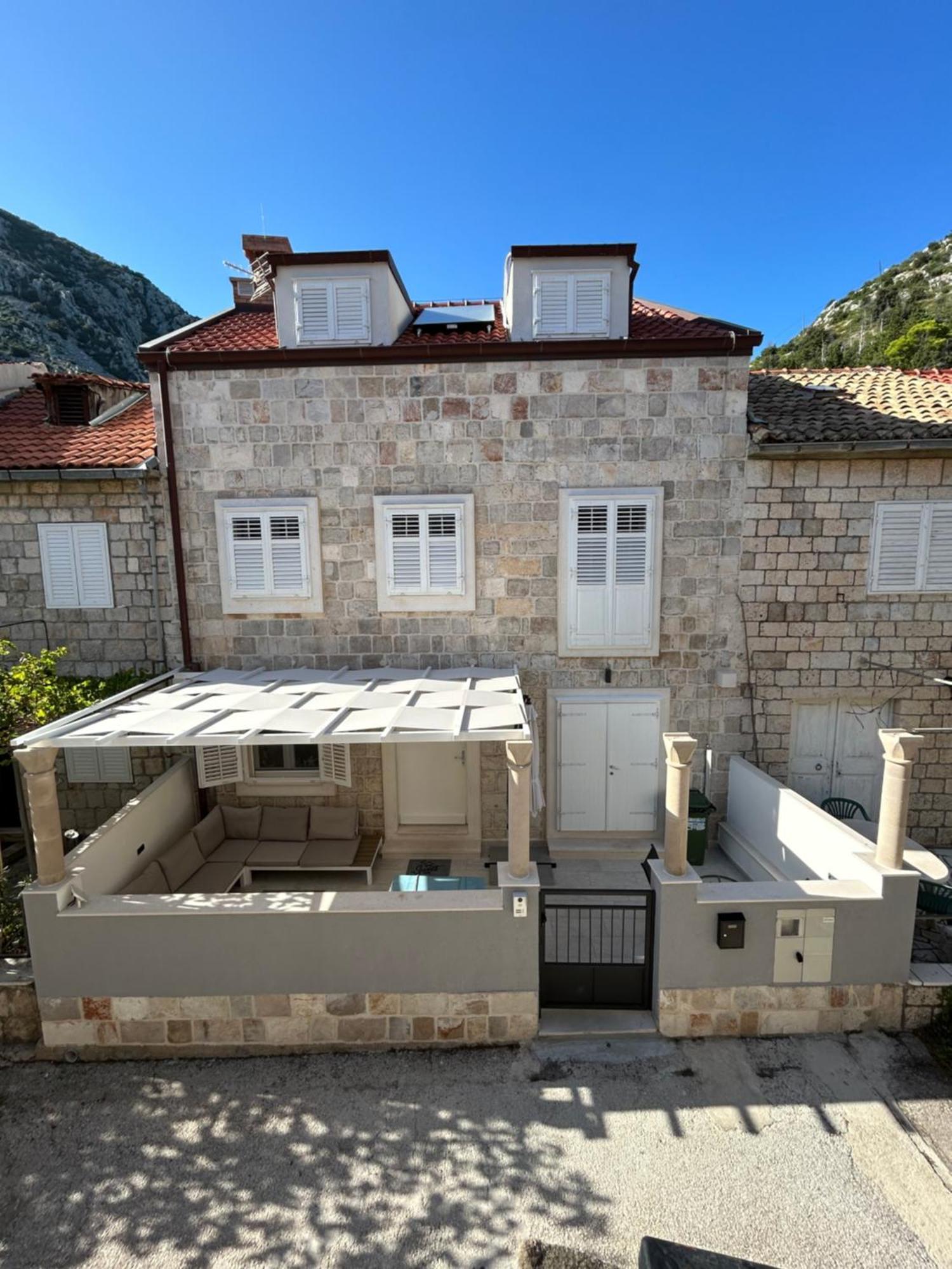 @Trstenik トルステニク エクステリア 写真